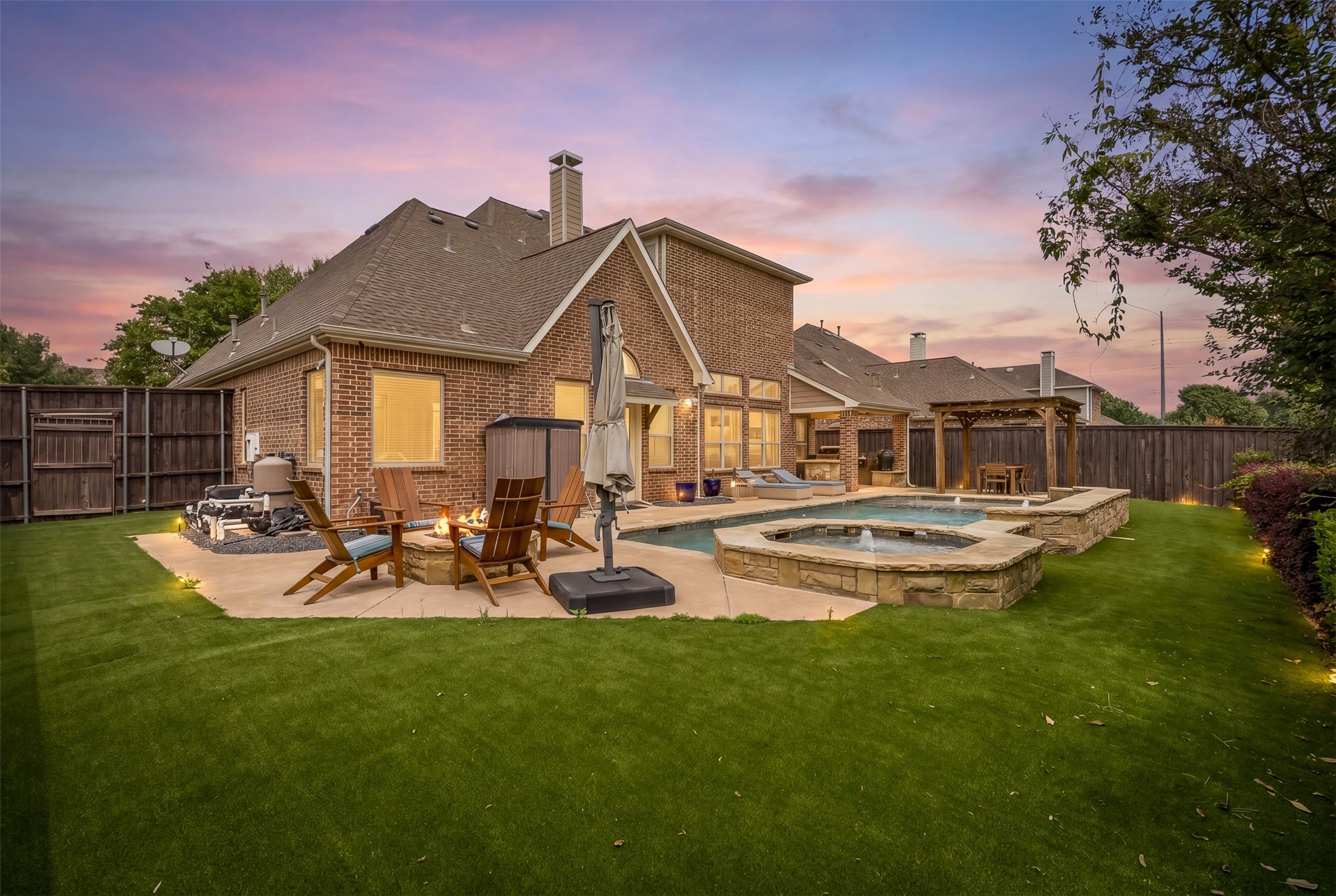 1005 High Hawk Trail Euless TX 76039