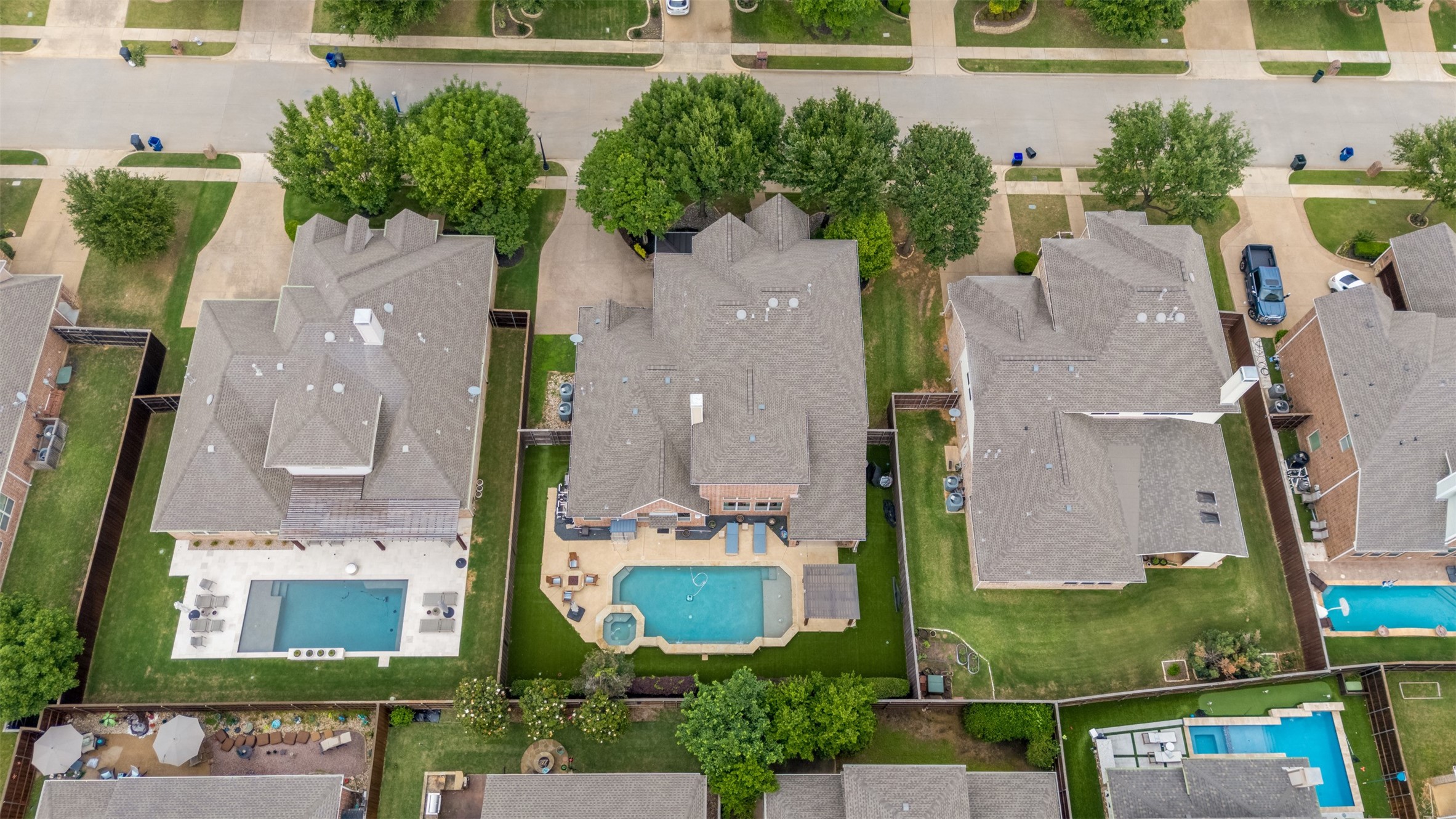 1005 High Hawk Trail Euless TX 76039