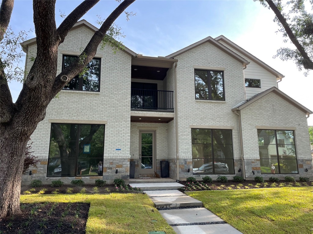 5549 Longview Street Dallas TX 75206