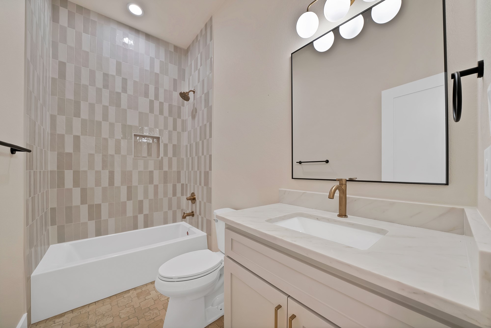 1066 Kingsley Court Weatherford TX 76087