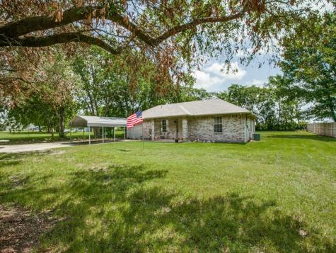611 N Lamar Street Tioga TX 76271
