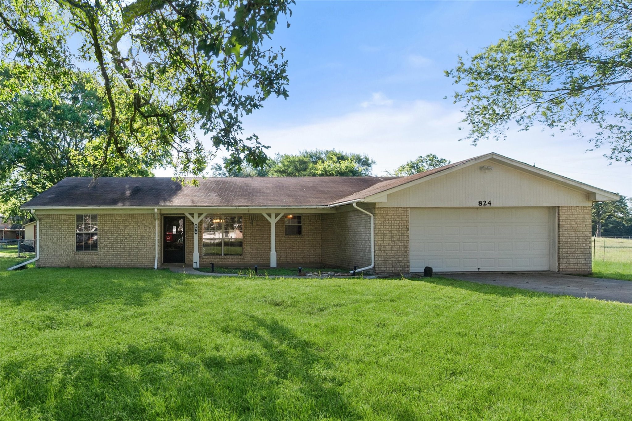 824 Stardust Lane Fairfield TX 75840