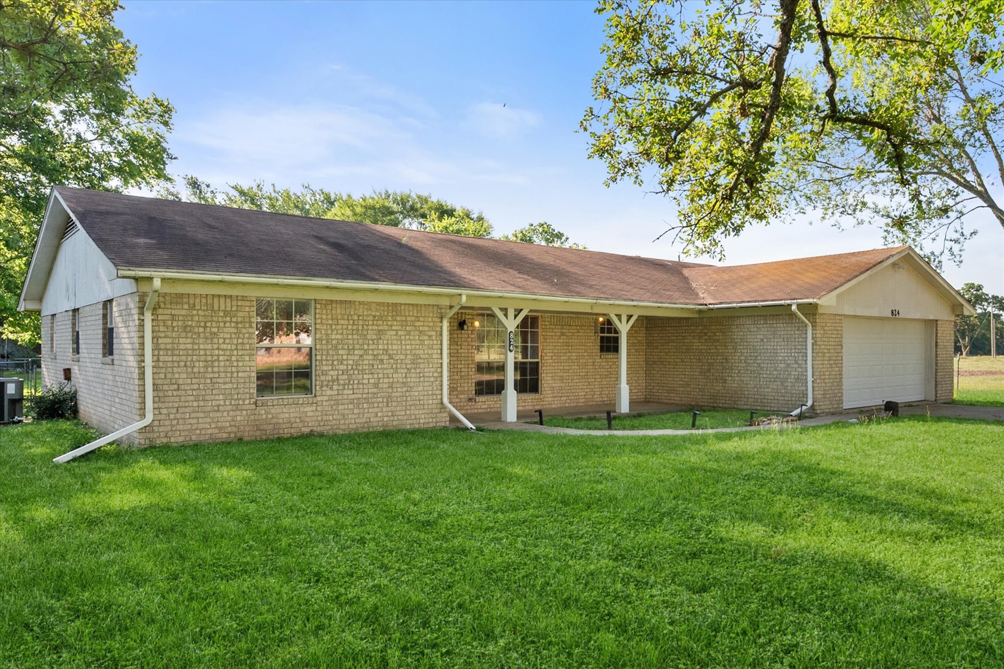 824 Stardust Lane Fairfield TX 75840
