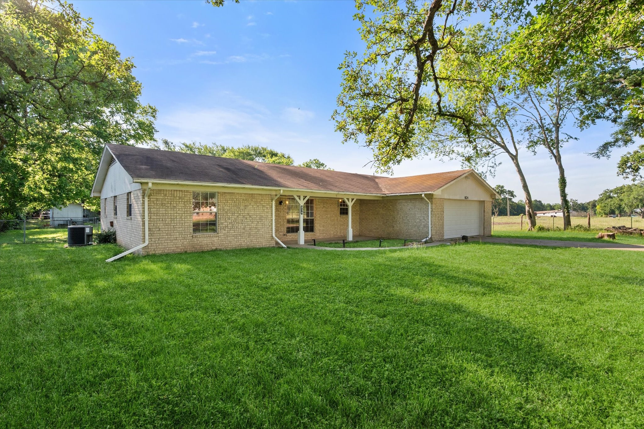 824 Stardust Lane Fairfield TX 75840