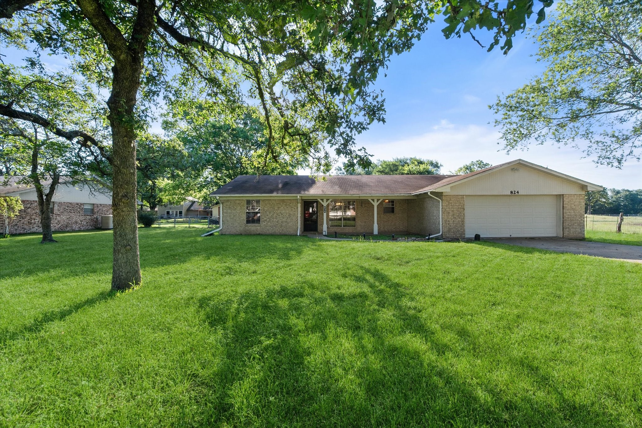 824 Stardust Lane Fairfield TX 75840
