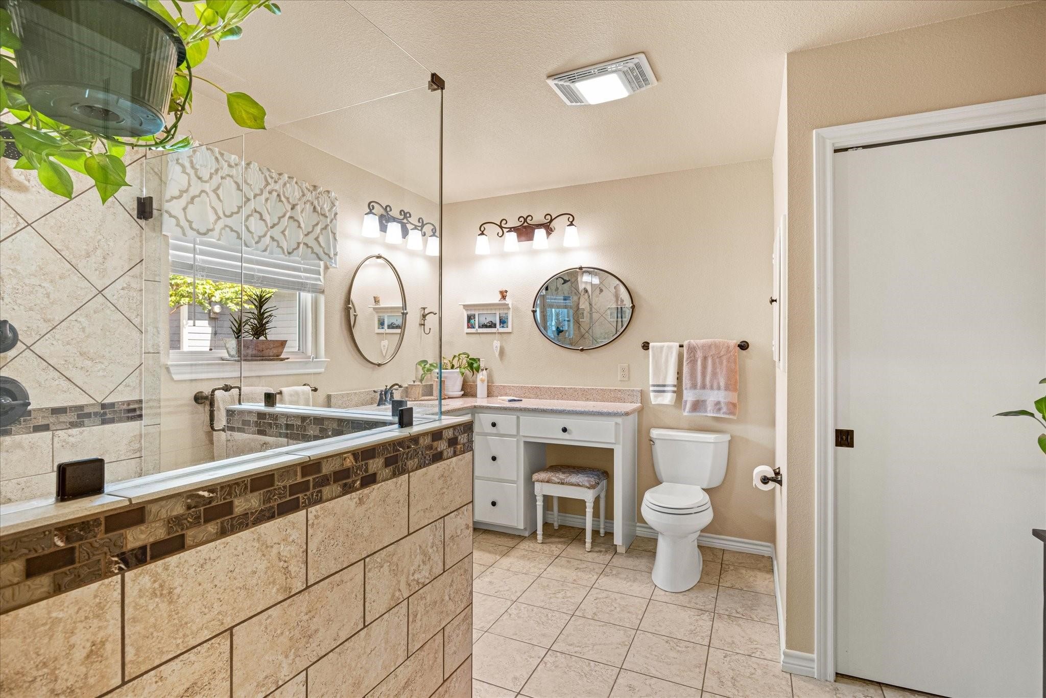 1308 Comanche Cove Court Granbury TX 76048