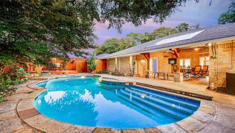 3823 Valley Lawn Place Dallas TX 75229