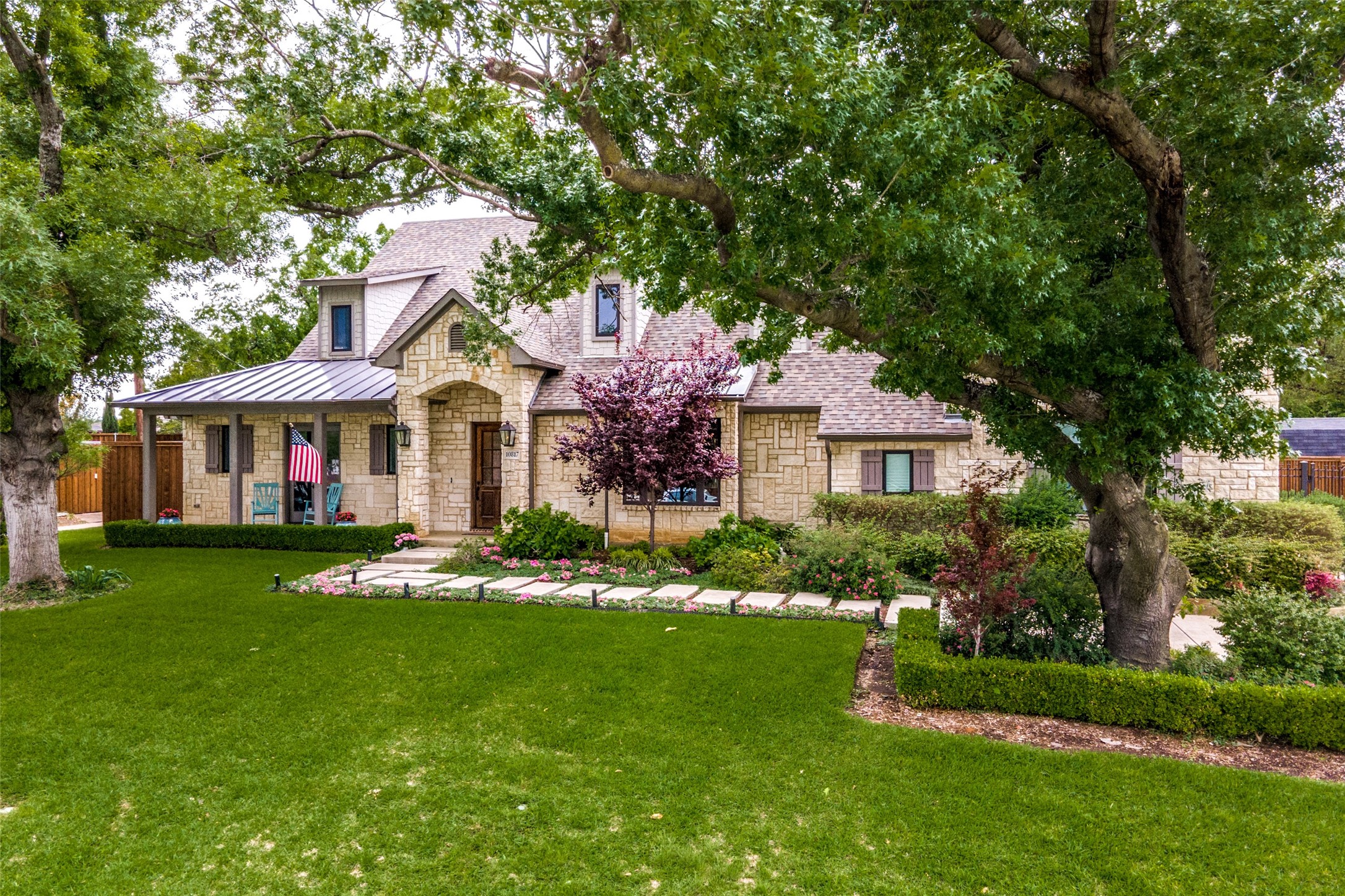 10817 Saint Michaels Drive Dallas TX 75230