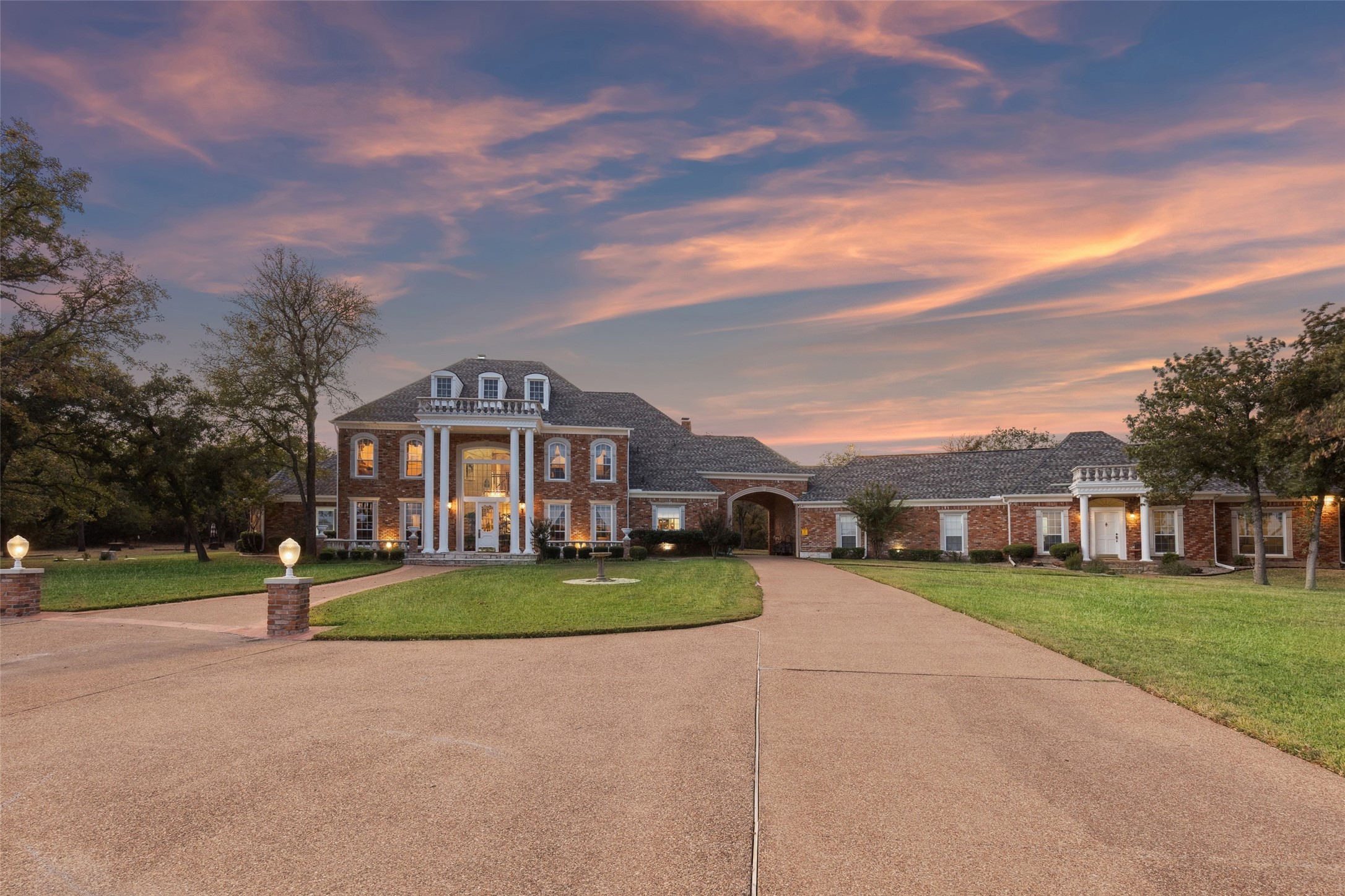 385 Meadow View Drive Argyle TX 76226