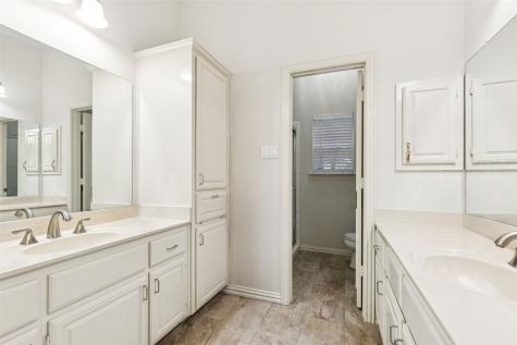 385 Meadow View Drive Argyle TX 76226
