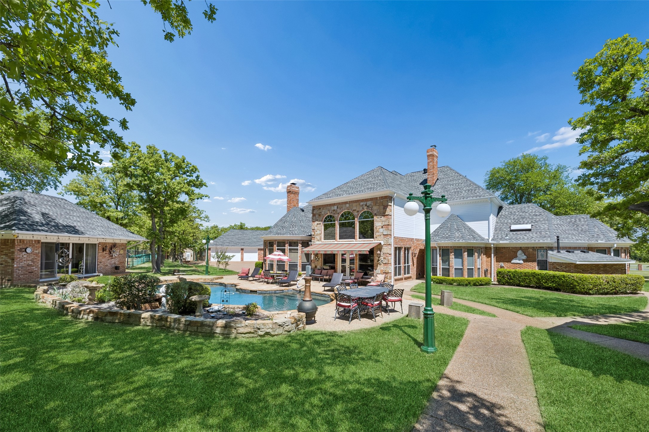 385 Meadow View Drive Argyle TX 76226