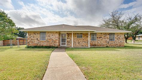 448 Brook Hollow Drive Desoto TX 75115