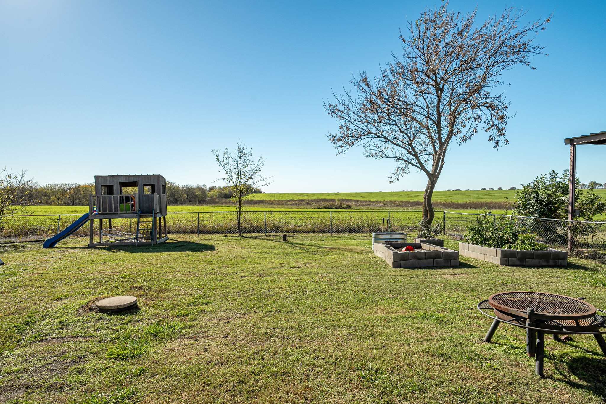 23548 Fm 121 Gunter TX 75058