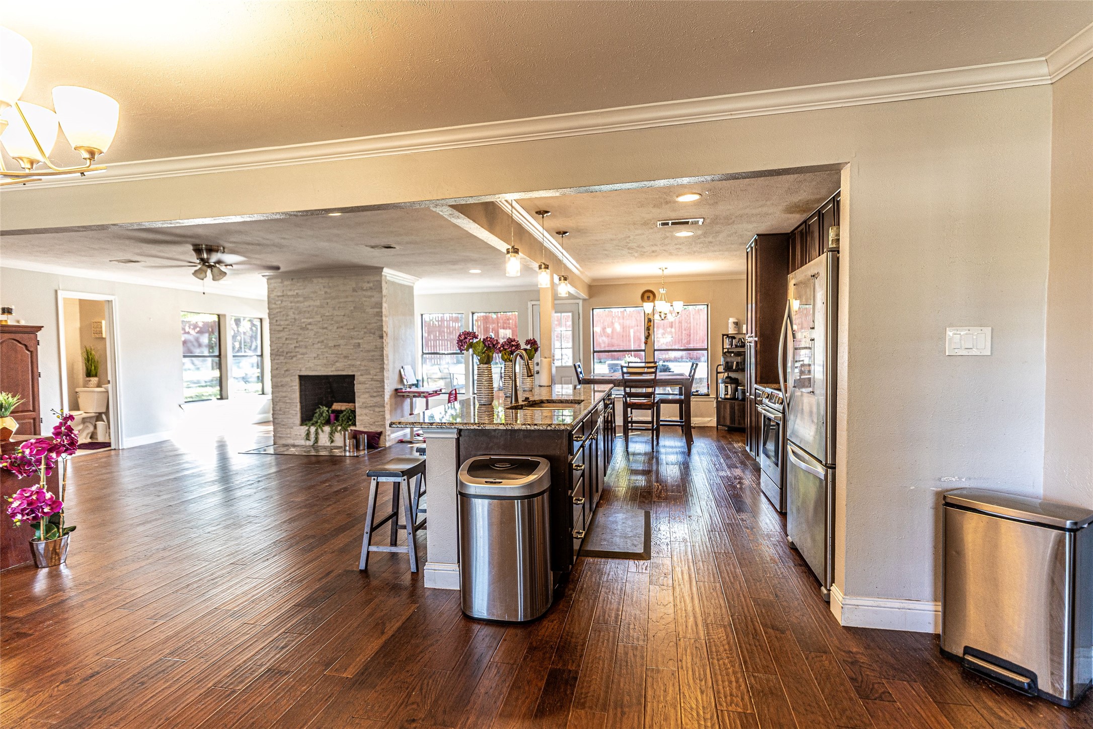 2888 Reedcroft Drive Farmers Branch TX 75234