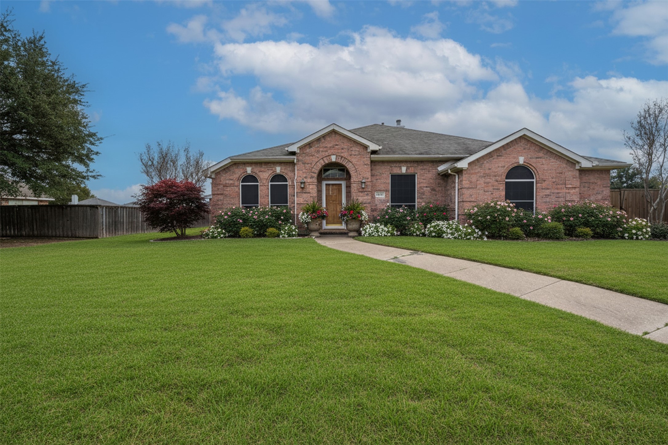 3200 Elmwood Drive Mesquite TX 75181