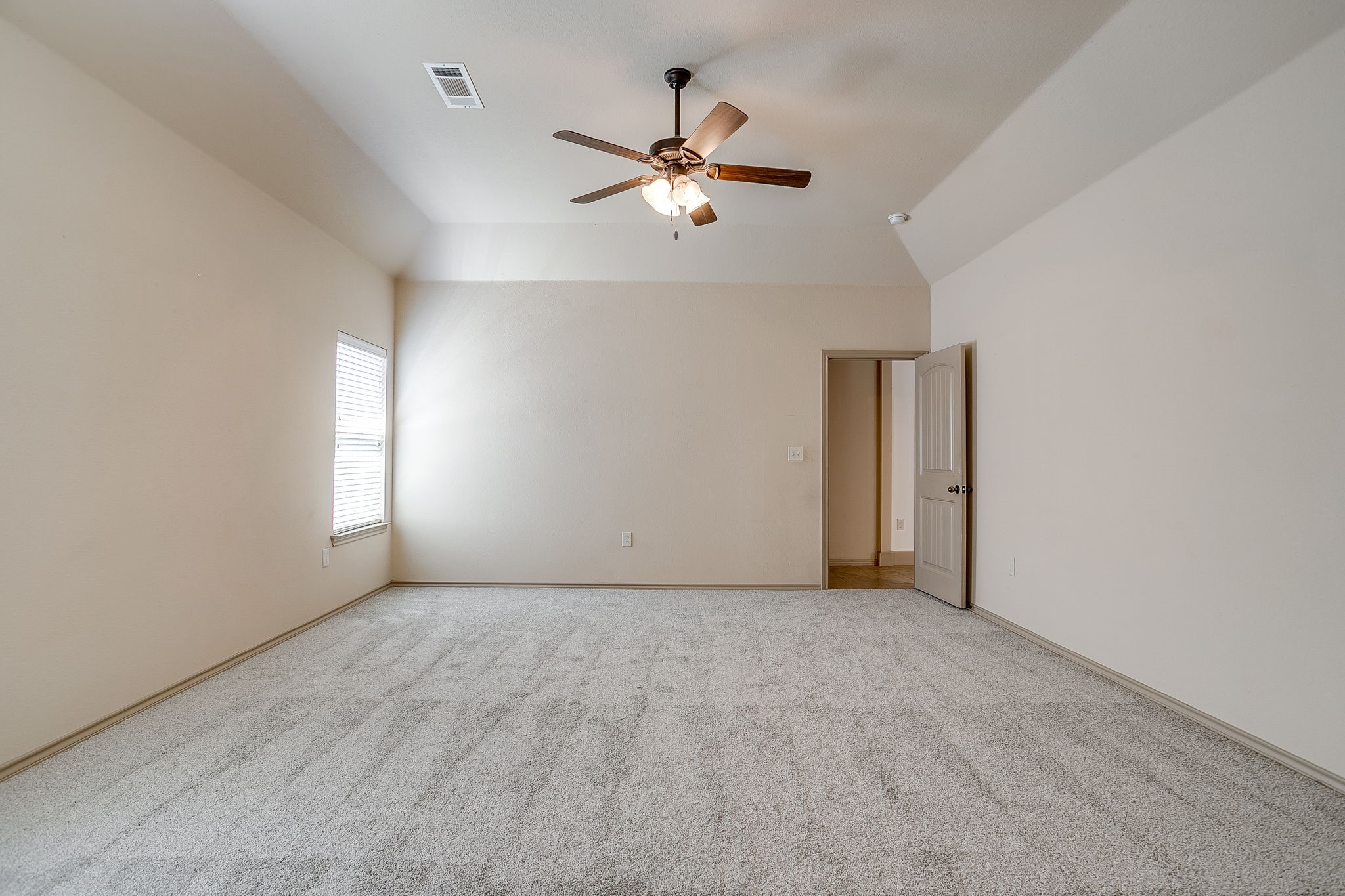 316 Madison Street Burleson TX 76028