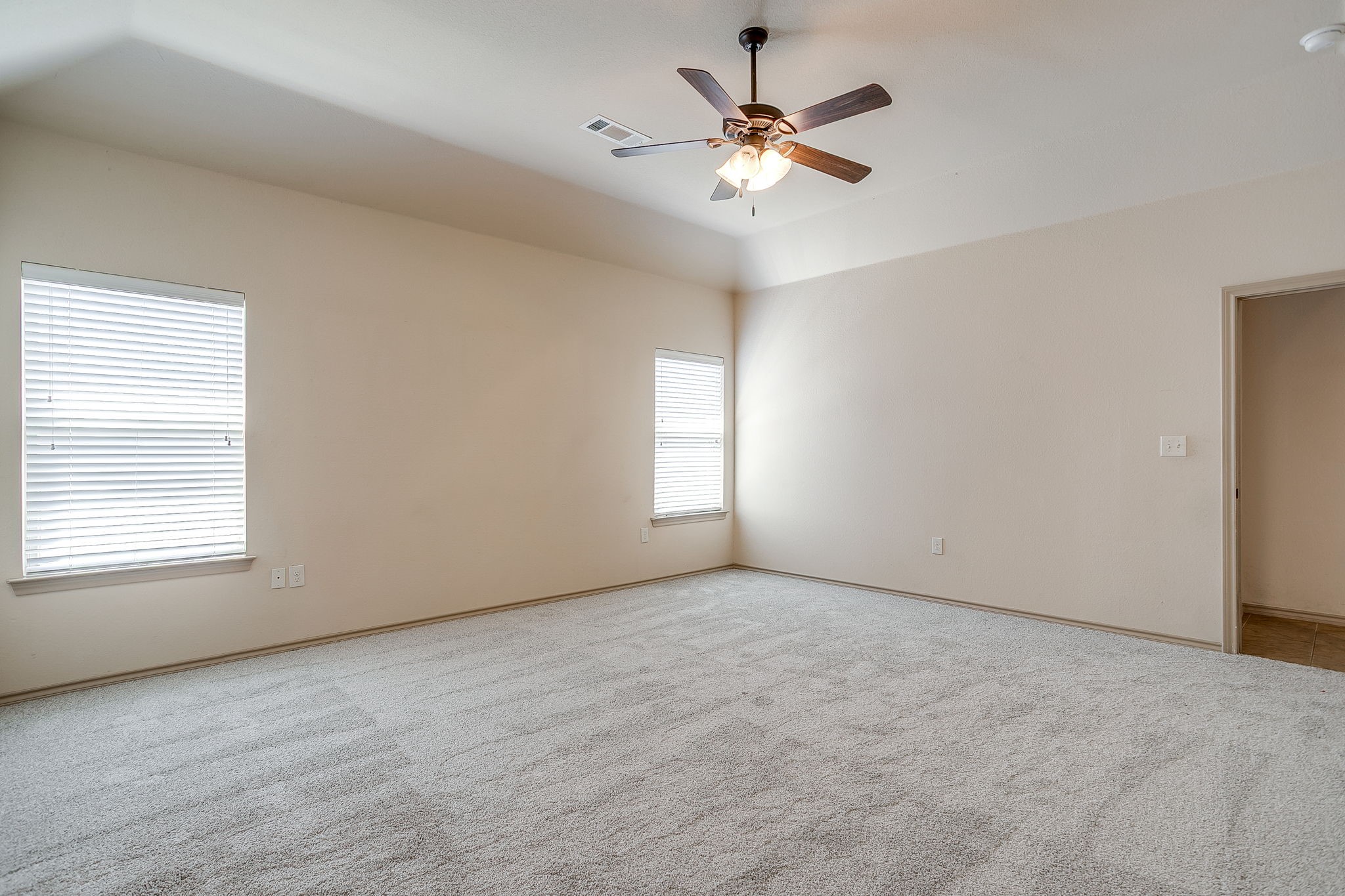 316 Madison Street Burleson TX 76028