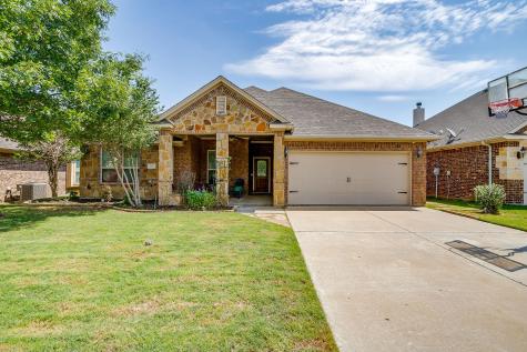 316 Madison Street Burleson TX 76028