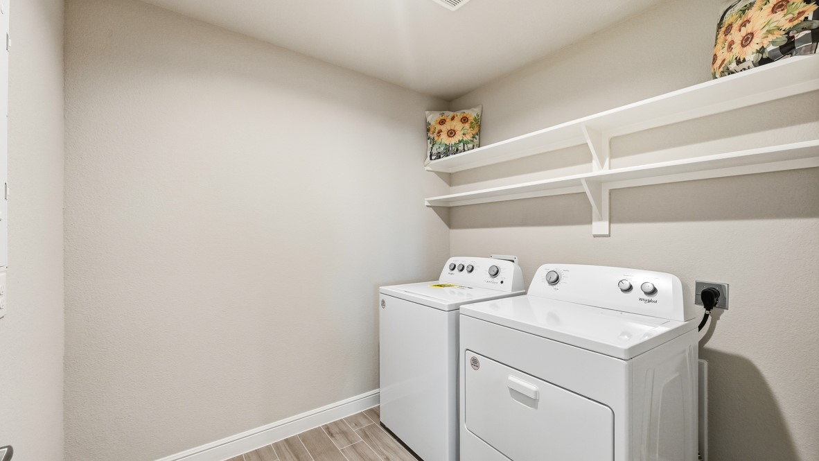 1450 Canterbury Trail Desoto TX 75115