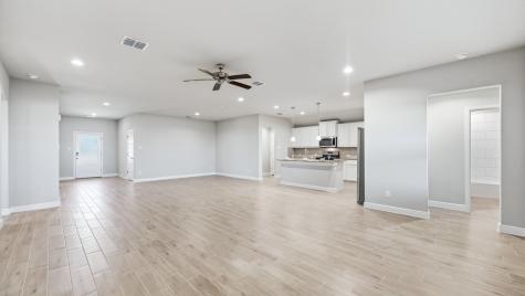 1450 Canterbury Trail Desoto TX 75115