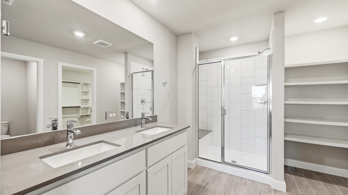1450 Canterbury Trail Desoto TX 75115