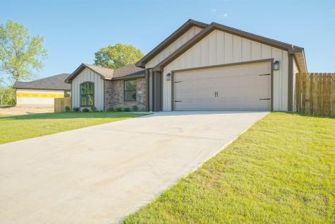 16121 Crossing Circle Lindale TX 75771