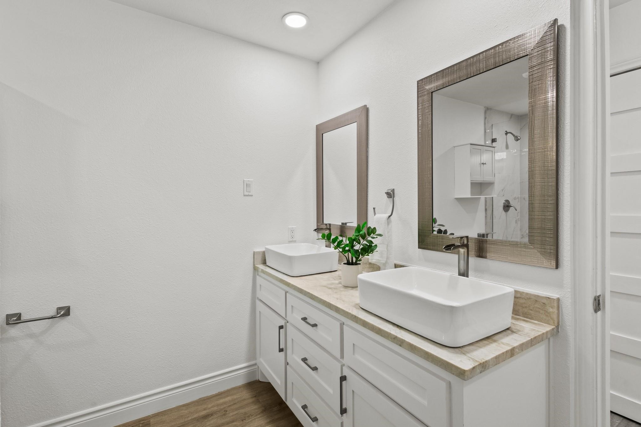 4105 Candlenut Lane Dallas TX 75244
