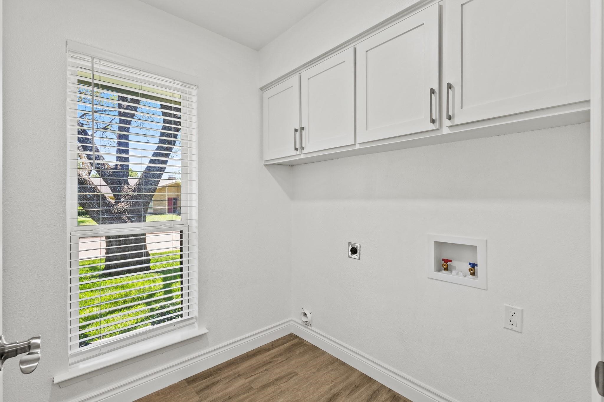 4105 Candlenut Lane Dallas TX 75244