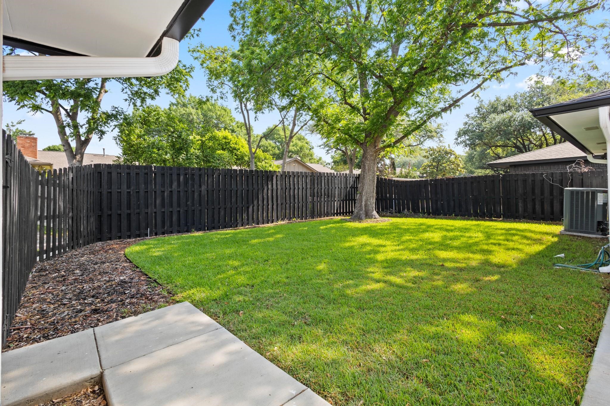 4105 Candlenut Lane Dallas TX 75244