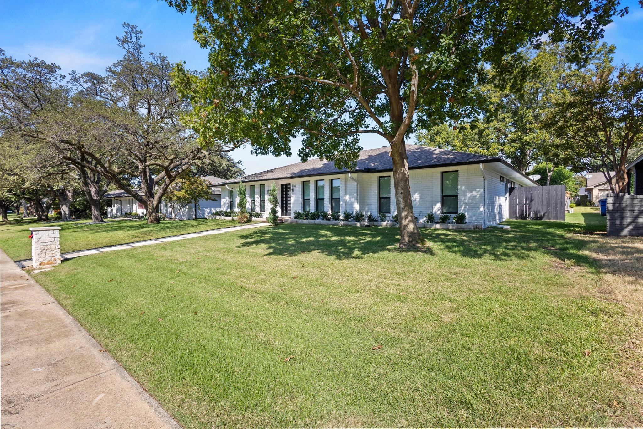 4105 Candlenut Lane Dallas TX 75244