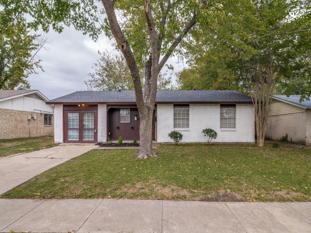 921 Shorehaven Drive Garland TX 75040