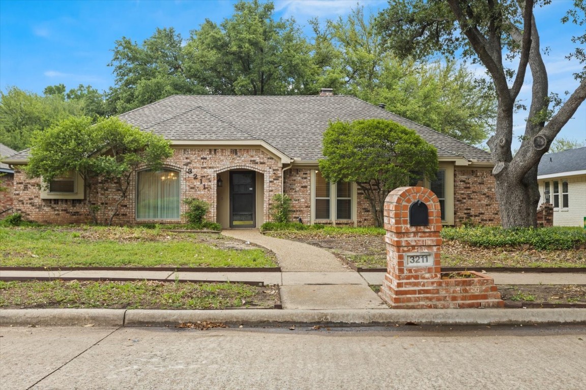 3211 Raintree Drive Plano TX 75074