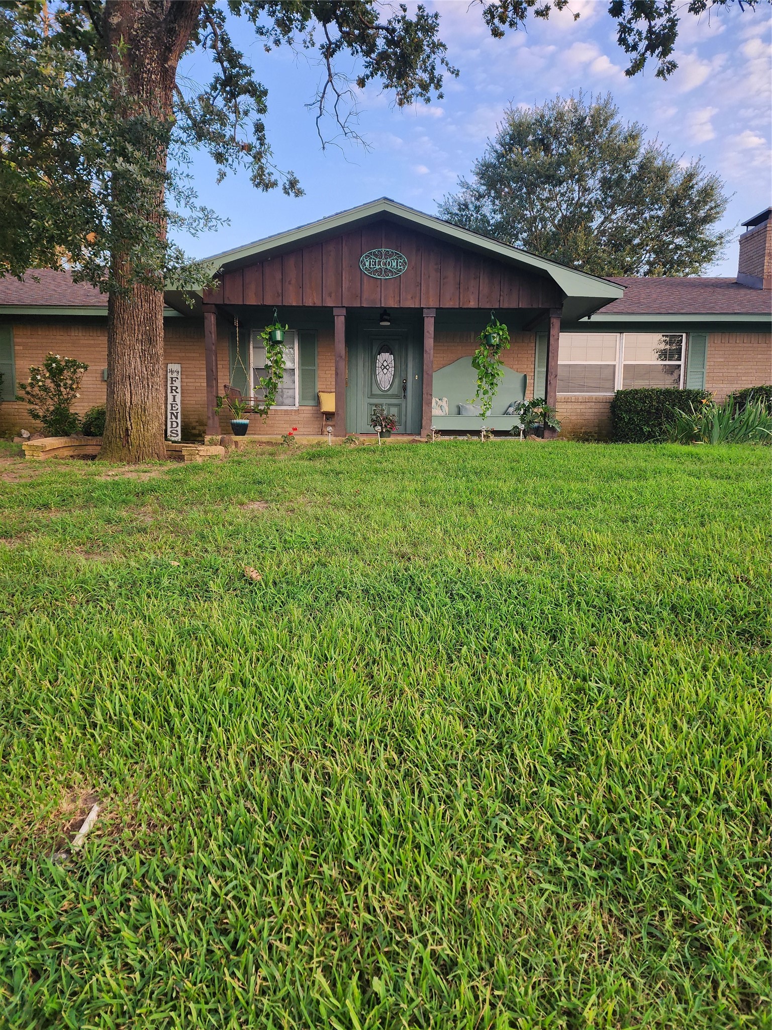 201 Colonial Circle Athens TX 75751