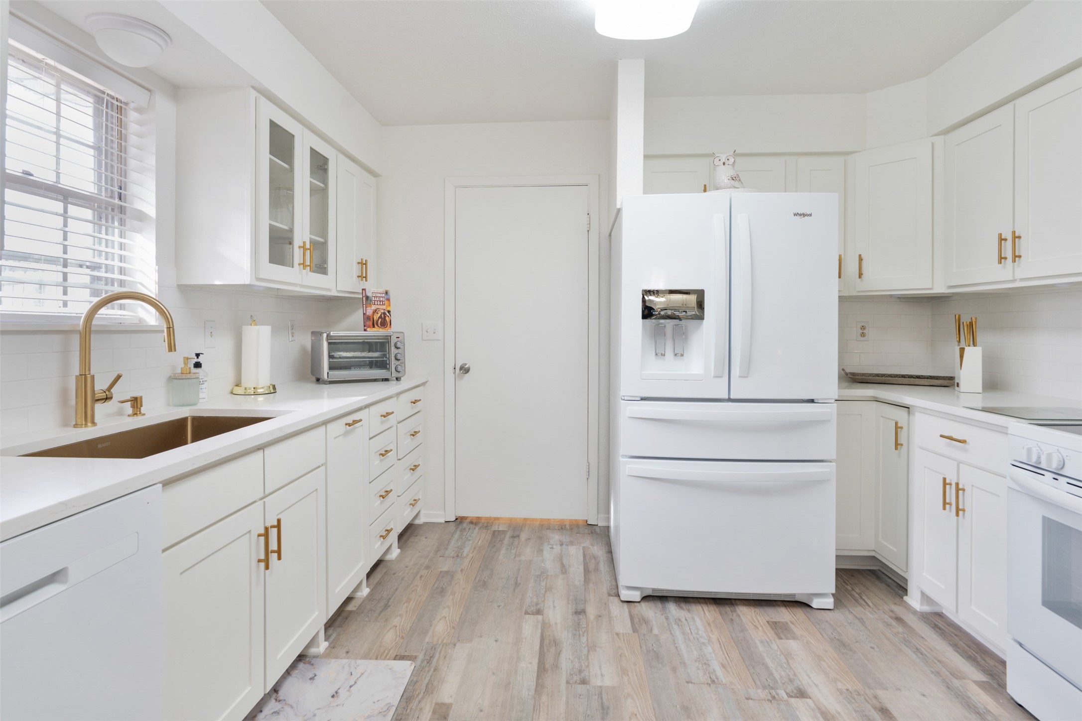 201 Colonial Circle Athens TX 75751