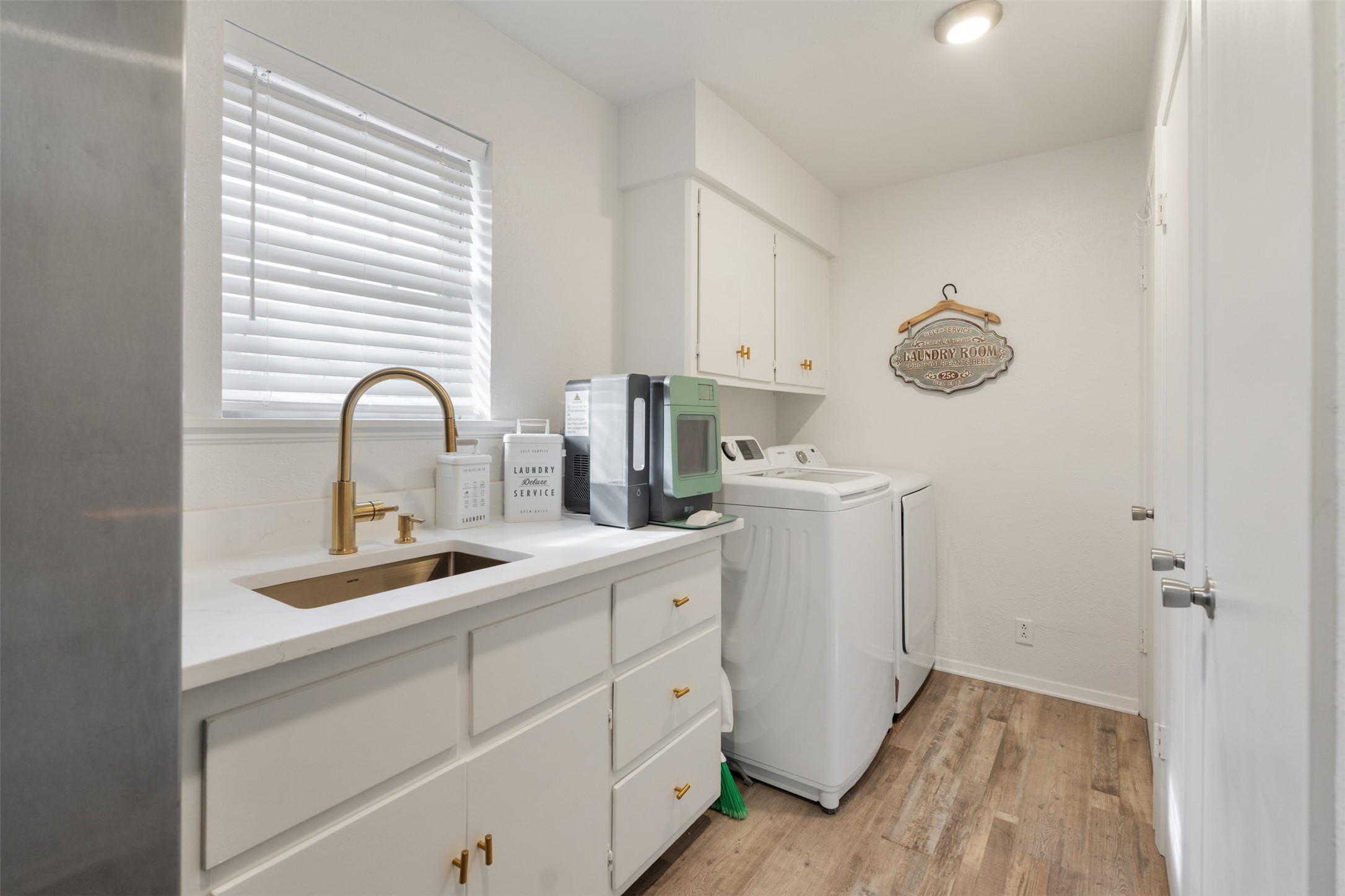 201 Colonial Circle Athens TX 75751
