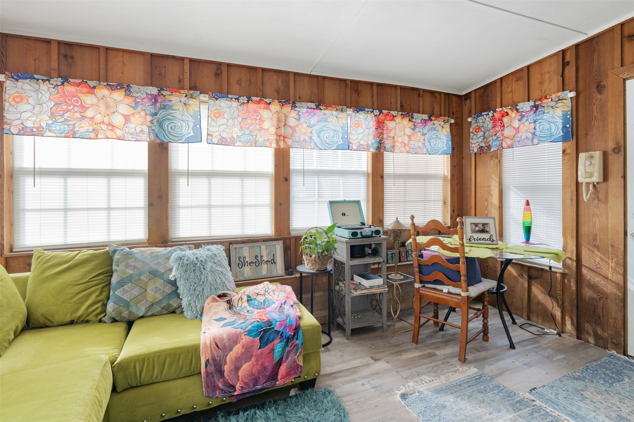 201 Colonial Circle Athens TX 75751