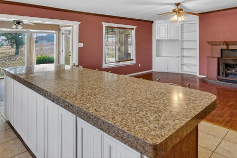 135 Lakeview Drive Runaway Bay TX 76426