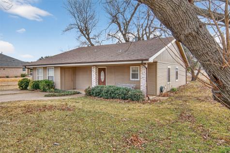 135 Lakeview Drive Runaway Bay TX 76426