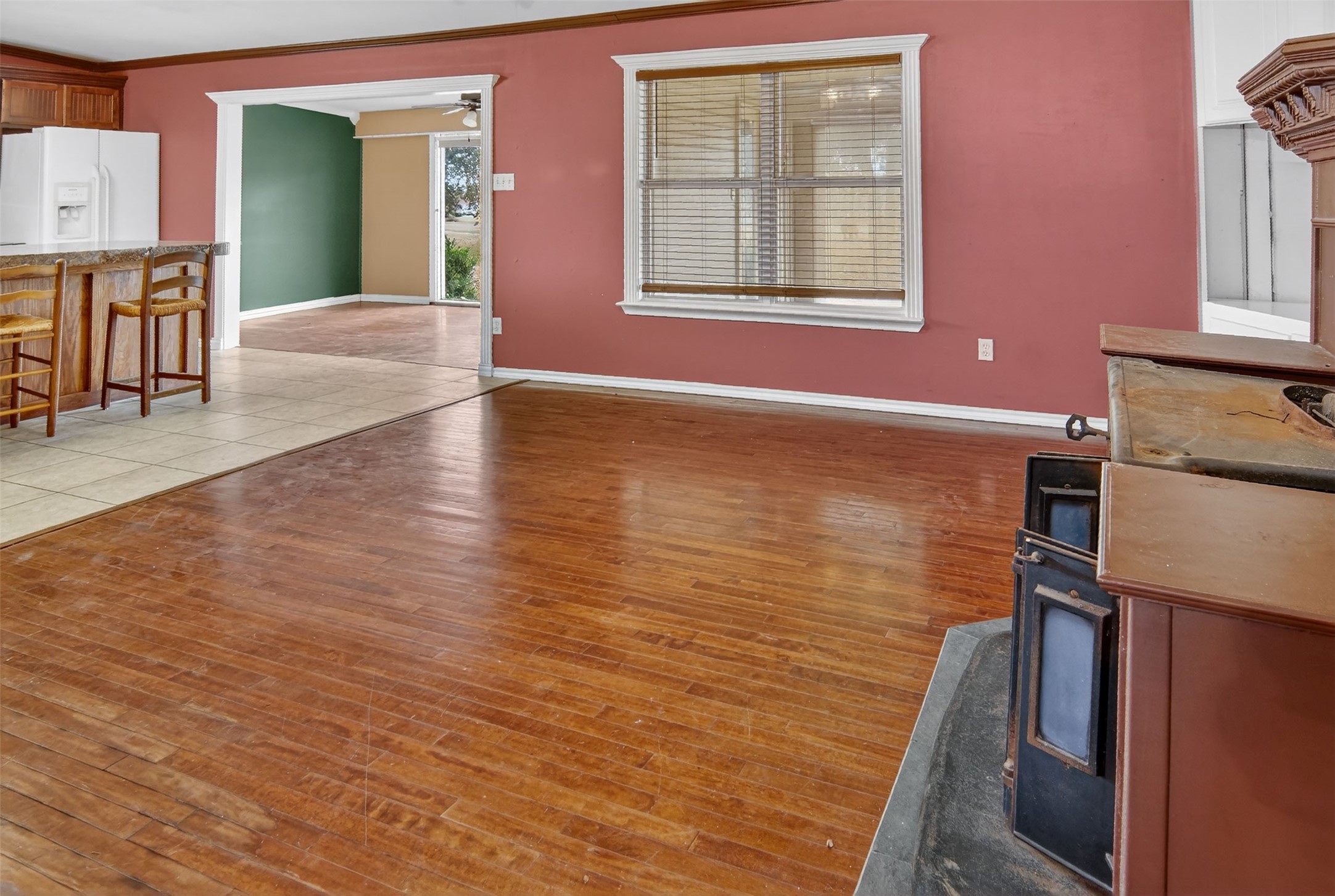135 Lakeview Drive Runaway Bay TX 76426