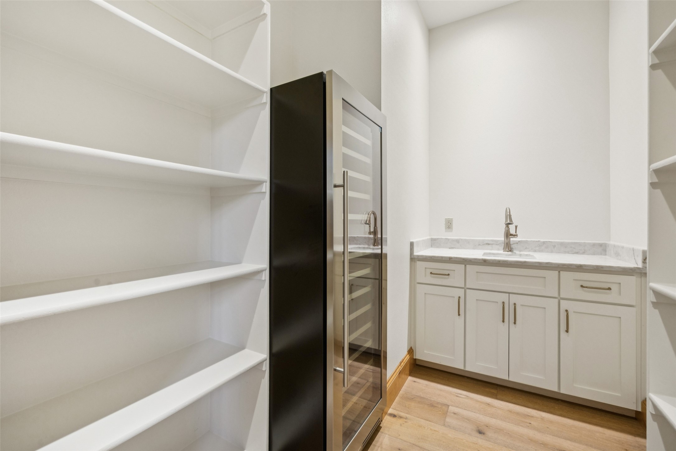 16 Catalonia Drive Westlake TX 76262
