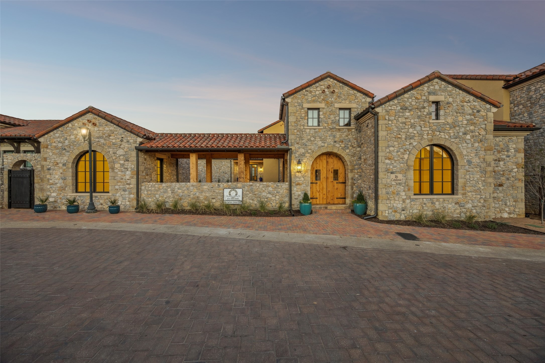 16 Catalonia Drive Westlake TX 76262