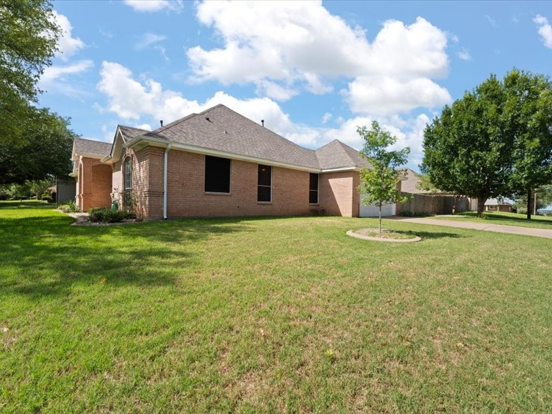 700 Brandon Drive Cleburne TX 76033