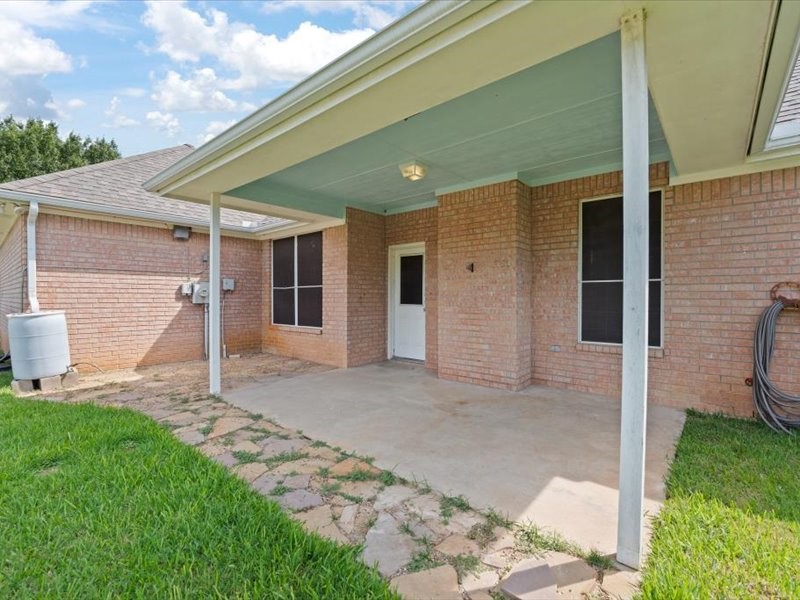 700 Brandon Drive Cleburne TX 76033