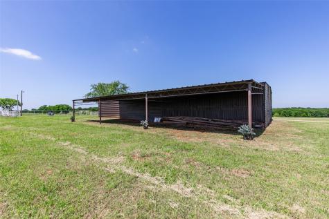 2043 Huddleston Road Sunset TX 76270