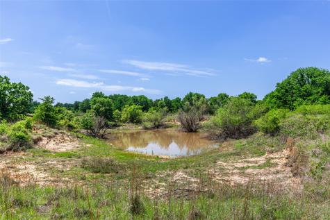 2043 Huddleston Road Sunset TX 76270