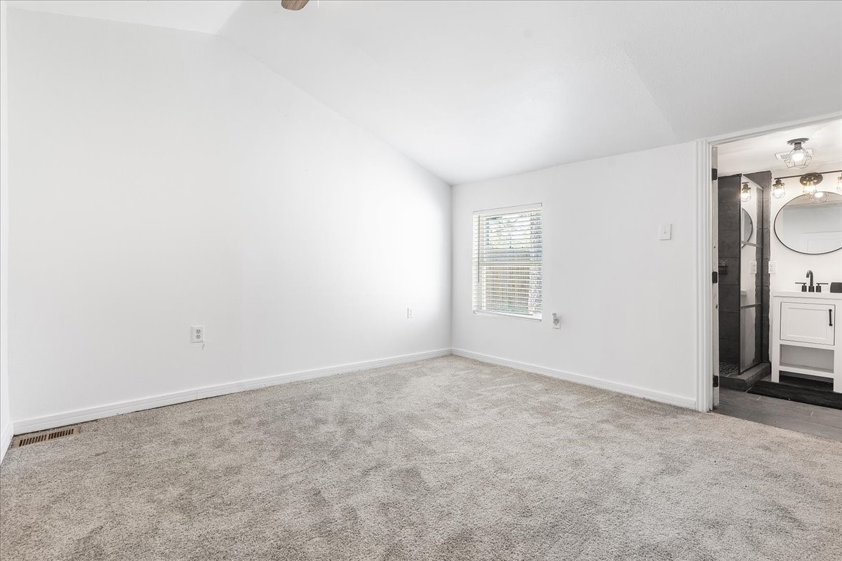 2635 Carpenter Avenue Dallas TX 75215