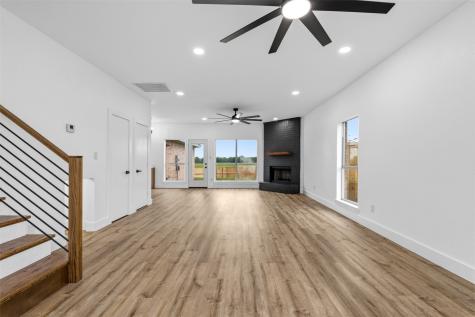 2712 Pioneer Lane Lancaster TX 75146