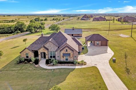 107 Lajitas Drive Decatur TX 76234