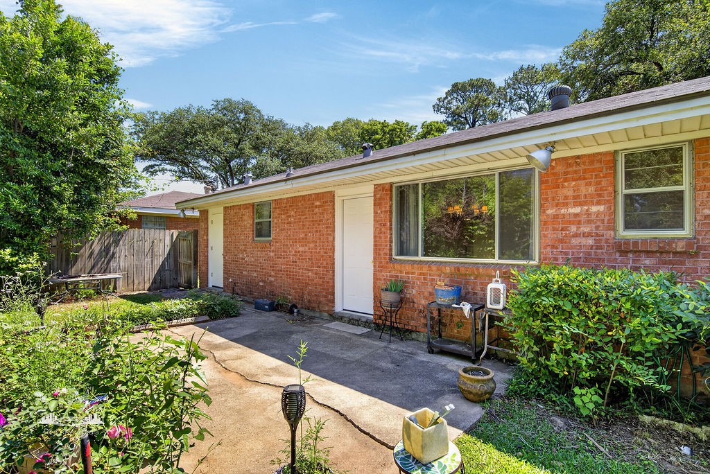 2026 Bermuda Street Shreveport LA 71105