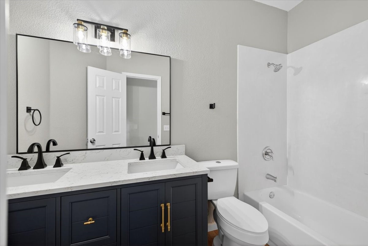 4045 Desert Mountain Drive Plano TX 75093